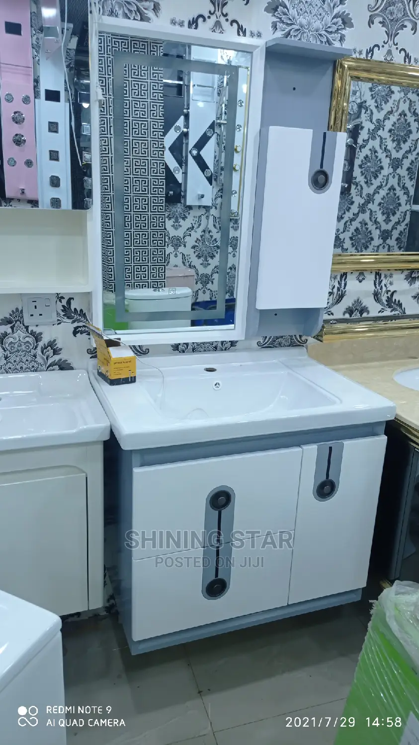 Executive Cabinet Basin