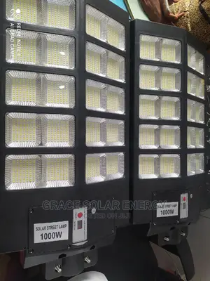 1000w Solar Double Face Street Light (20 Eyes)