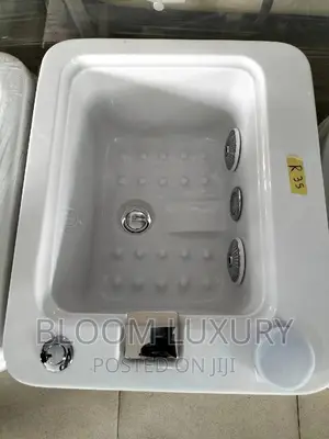 Pedicure Bowl With Message Jet