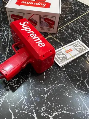 Luxury Money Spraying Machine