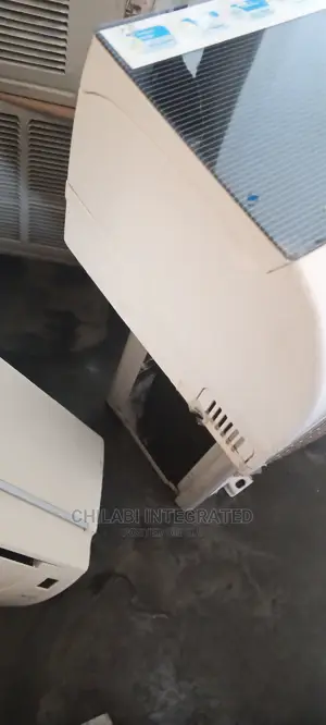 Almost New, Factory-Fitted 1HP Bruhm Split Unit AC With Kits