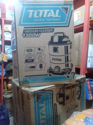 Total 30 Litres Vacuum Cleaner