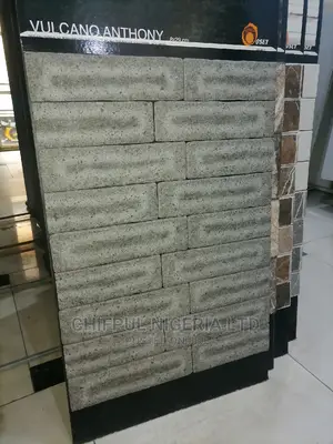 Spanish Bricks Azu