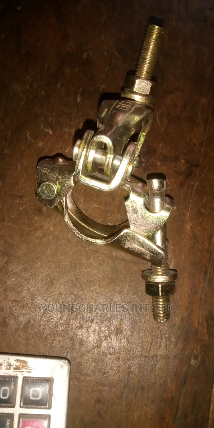 Fixing Scafolding Clip.