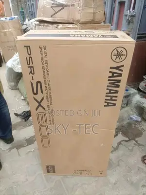 Professional PSR-Sx600 Yamaha Keyboard.