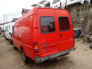 Ford Transit 2007 Red