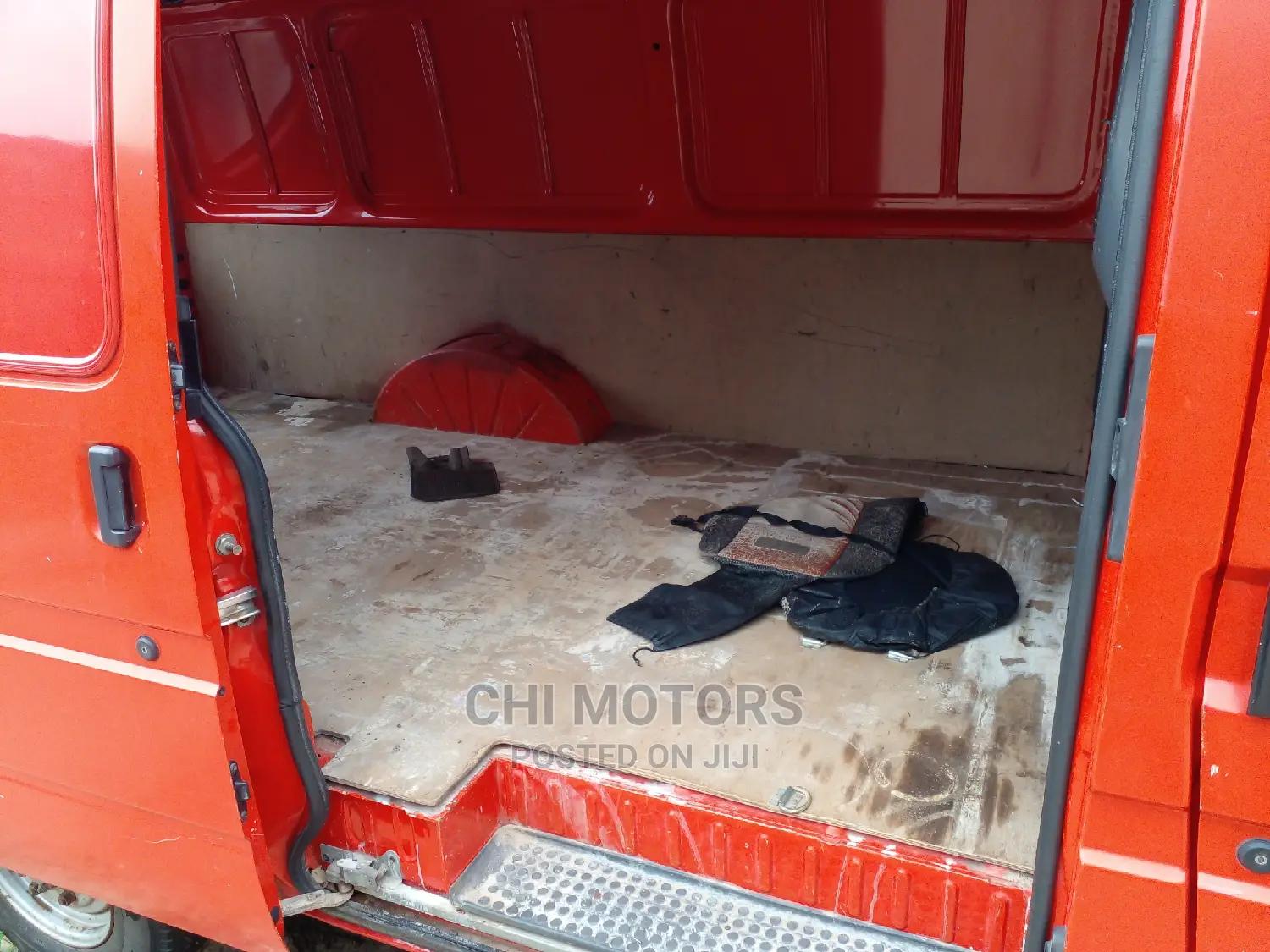Ford Transit 2007 Red