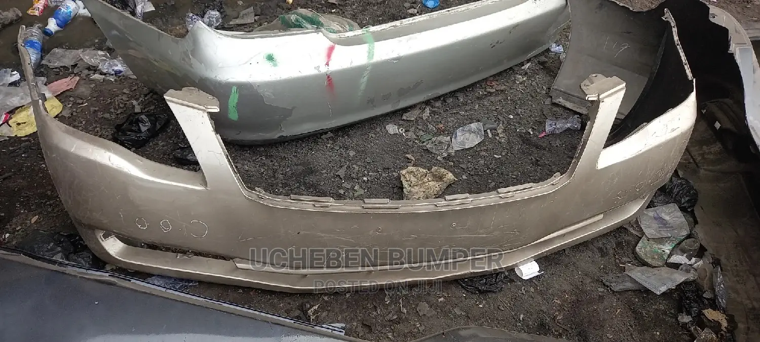 Front Bumper Toyota Avalon 2006