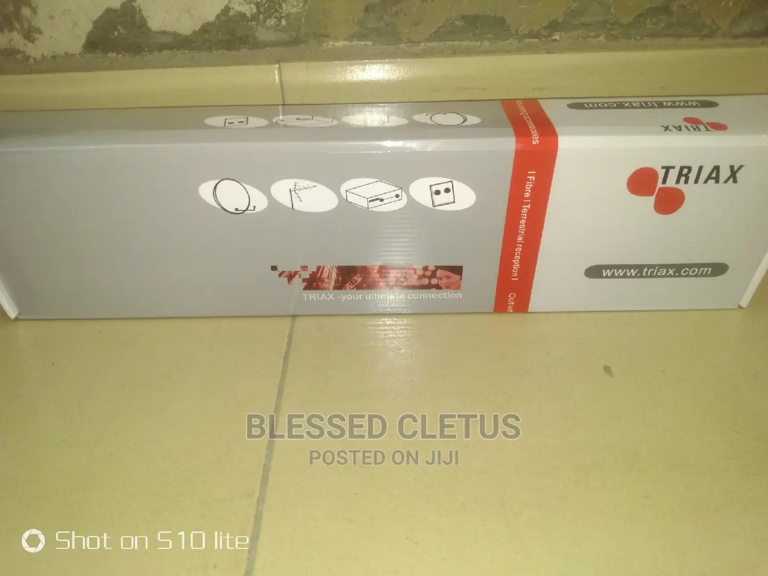 Triax 5 in - 16 Channels Multi Switch
