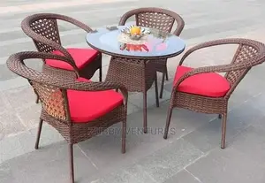 Exquisite Modern Quality Kim's Glass Top Table With Chairs