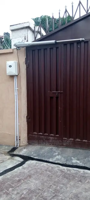 Swing Gate Machine Vantage Centurion