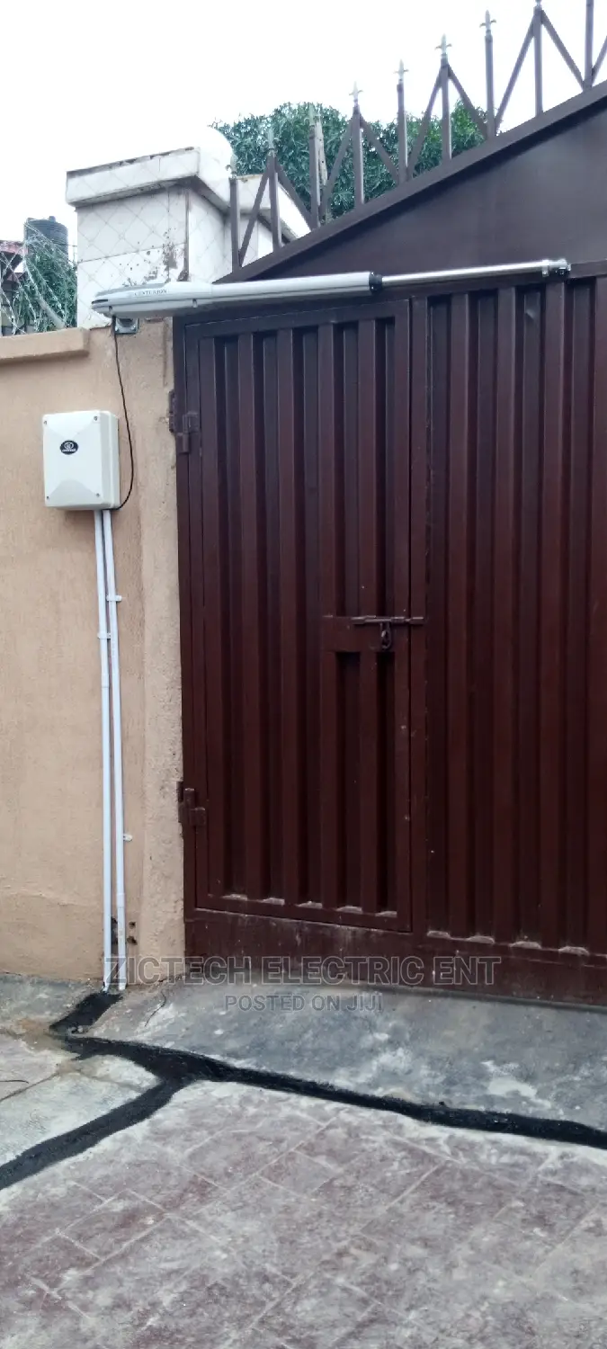 Swing Gate Machine Vantage Centurion