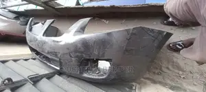 Front Bumper Pontiac Vibe 2010