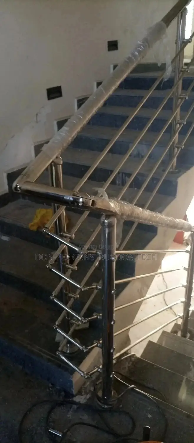 Stainless Handrail Staircase