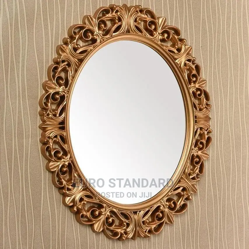 Unique Mirror