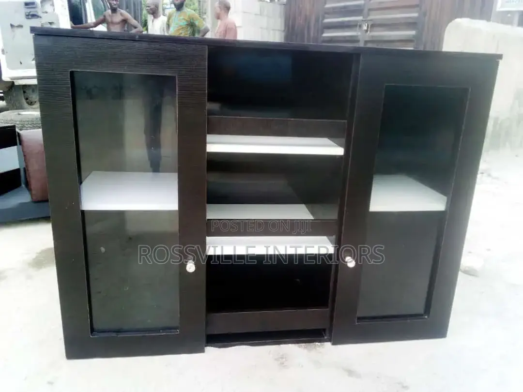 Kitchen Cabinets/Cupboards