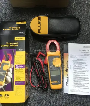 Fluke 323 Clamp Multimeter