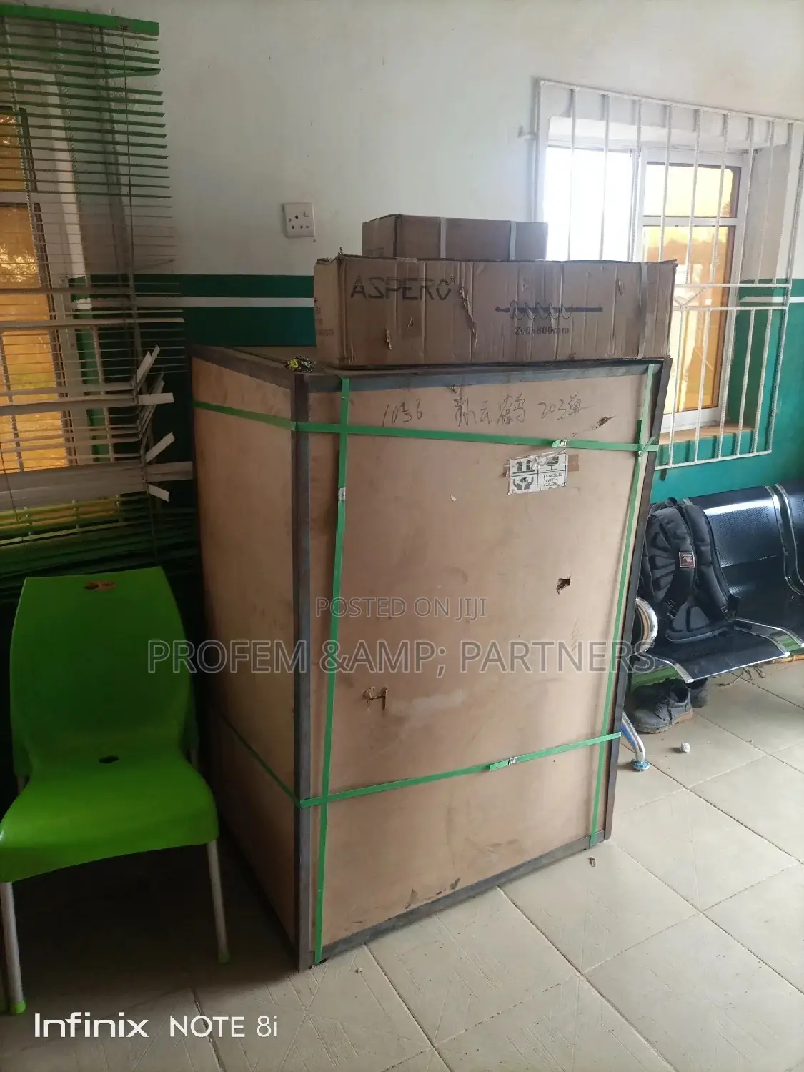 1058 Eggs Capacity Incubator