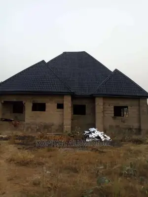 Roofing Service.