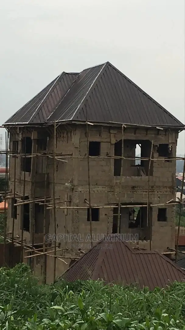 Roofing Service.