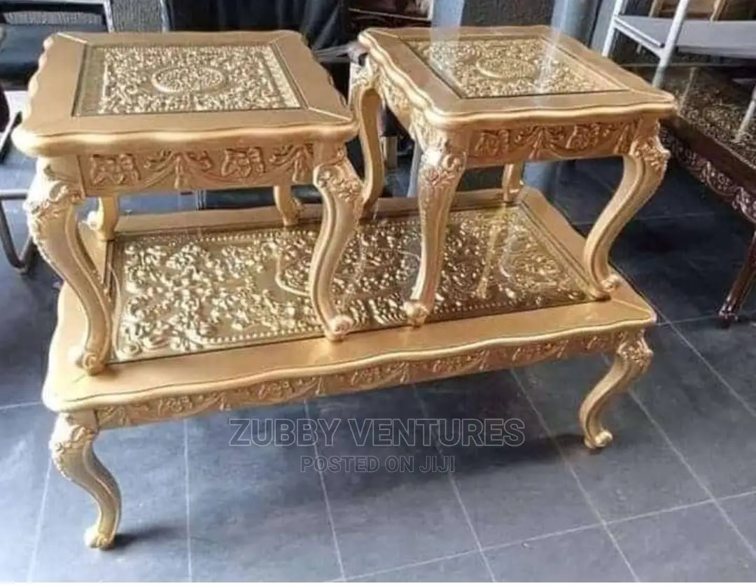Best Quality Royal Center Table With 2 Side Stools.