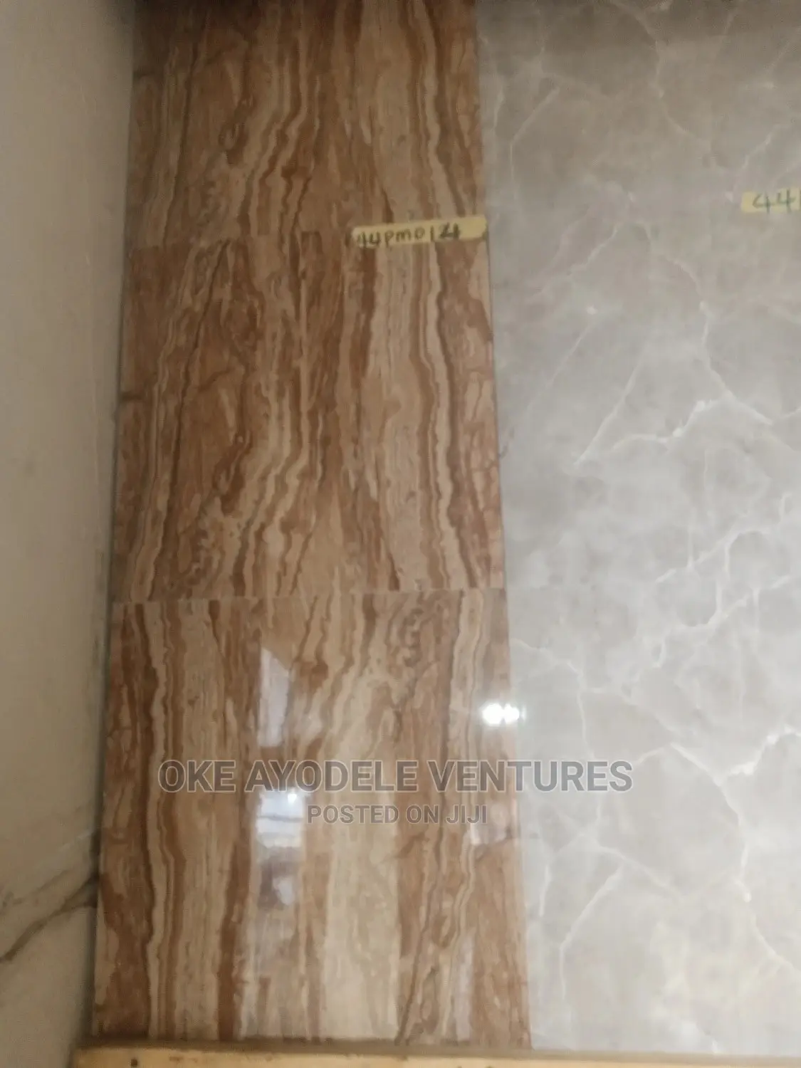 40/40 Virony Floor Tiles