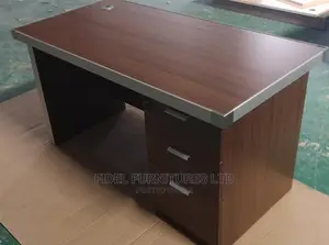 Guaranteed Quality Modern Office Table With Drawer
