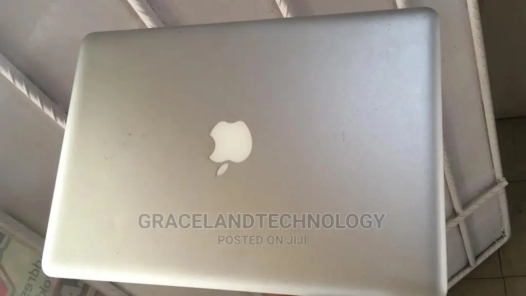 Laptop Apple MacBook 4GB Intel Core 2 Duo HDD 500GB