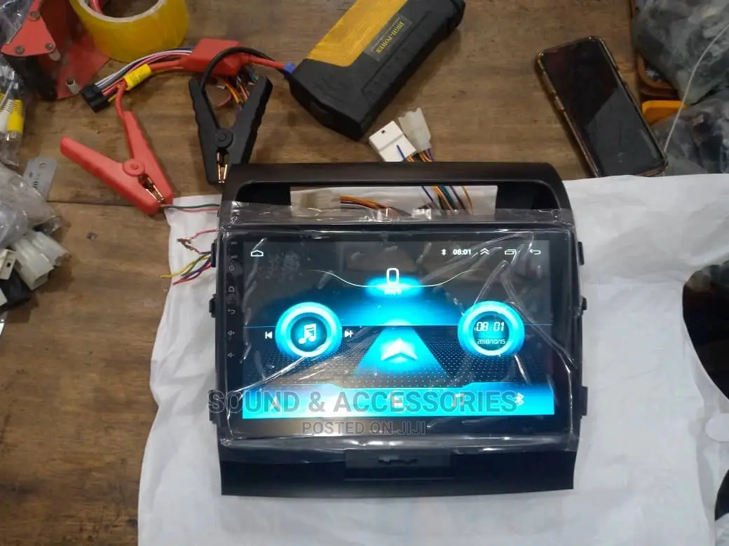 Toyota Landcruiser 2008-2015 Android Player + Reverse Camera