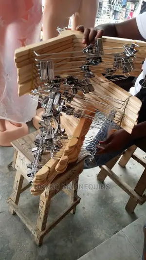 Photo - Wooden Clip Hangerz