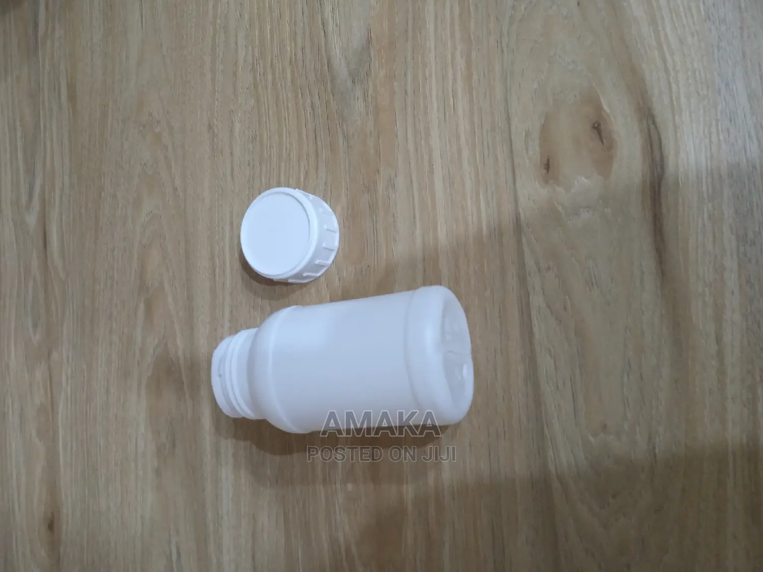 Empty Foreign Pet Containers for Herbal Products