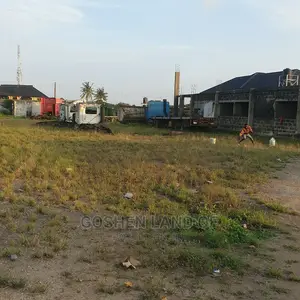A Well Strategize Plots of Land,Good for Commercial