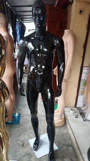 Black Beckham Fibre Full Body Glossy Black Mannequins