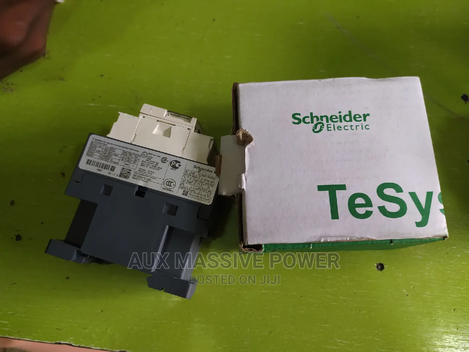 32A Schneider Contactor