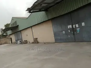 Warehouse To Let in Agidingbi Ikeja