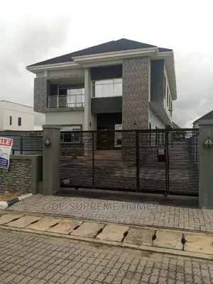 5bdrm Duplex in Mayfair Gardens, Awoyaya for Sale