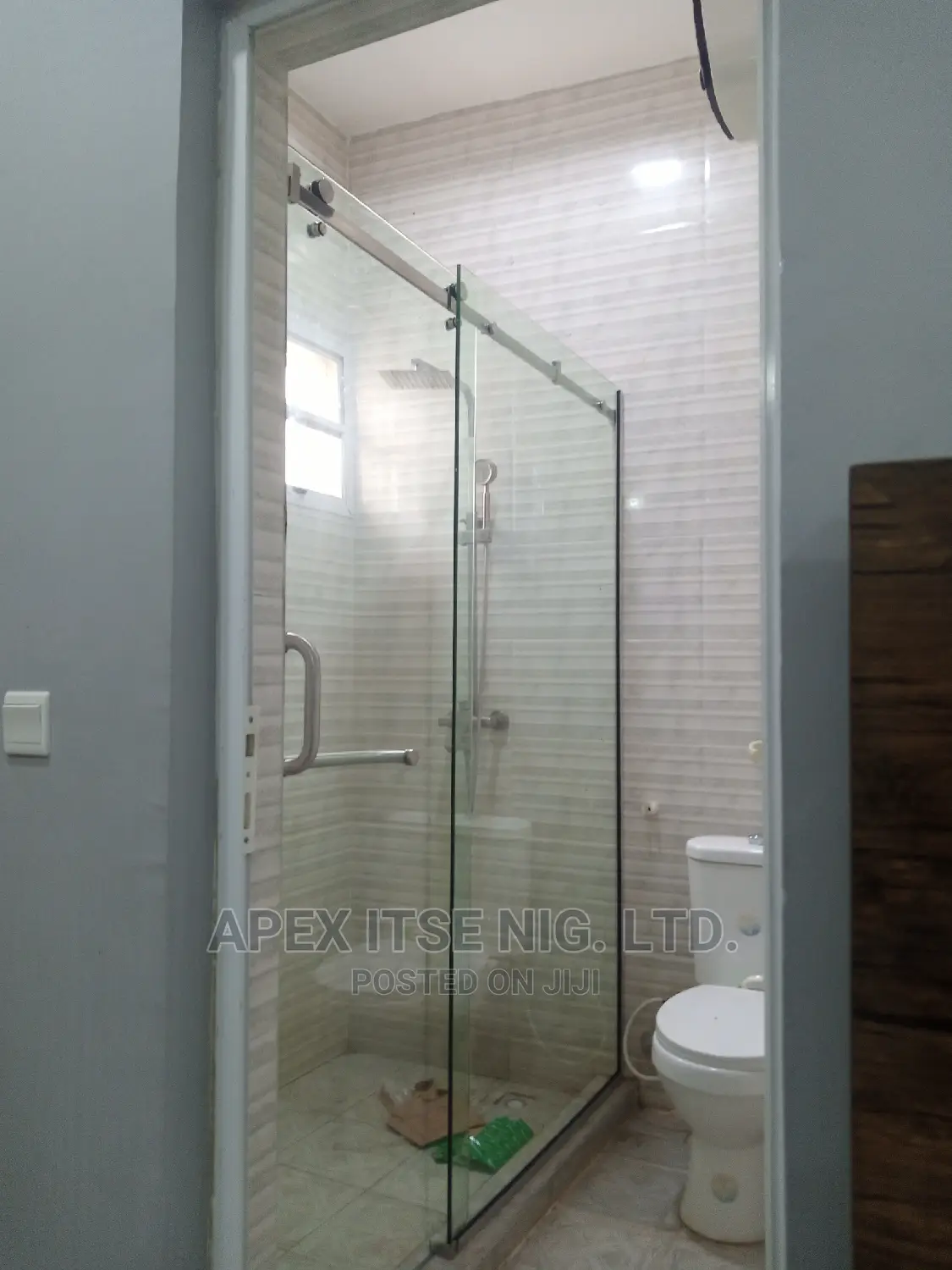 Shower Cubicles Dawaki