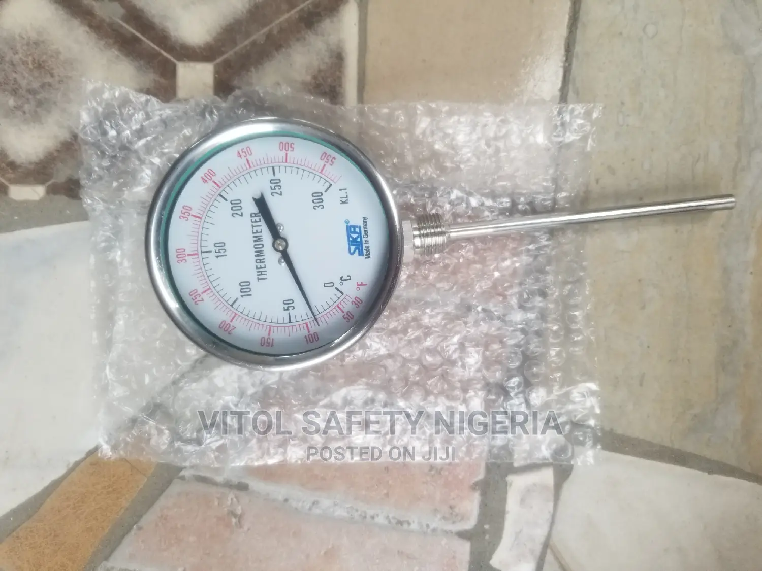 Thermometer Analog