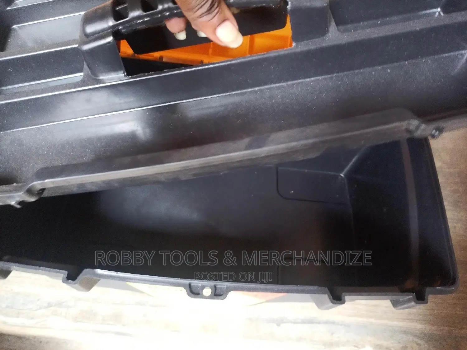 Tool Box 18"