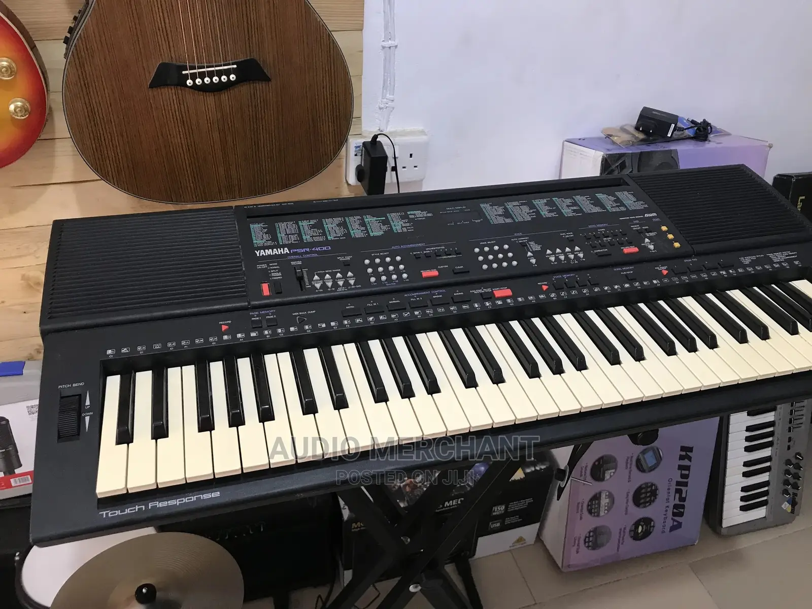 Yamaha PSR400 Keyboard