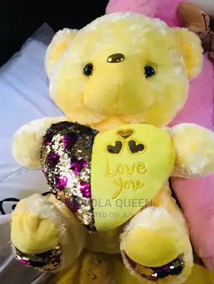 Giant And Medium Sizes Teddybears