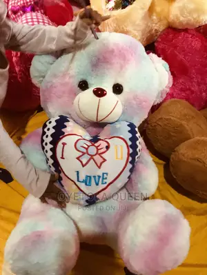 Giant And Medium Sizes Teddybears