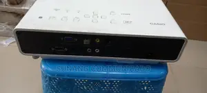 Casio Projector 2000 Lumens