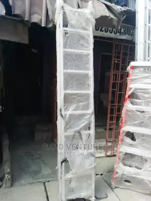 10X2. Aluminum Ladder. 20ft
