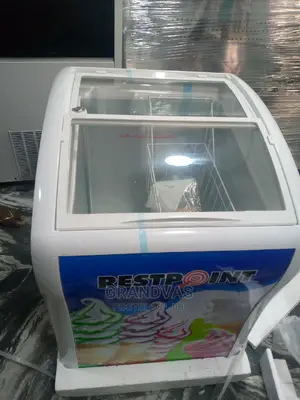Ice Cream Display Freezer
