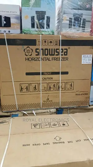 Brand New Snowsea Freezer 370l With Showcase Glass on Top