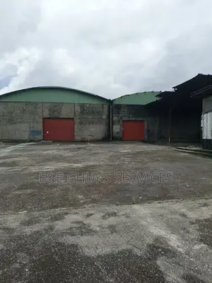 1720 Square Meters of Warehouse at Oginigba Axi