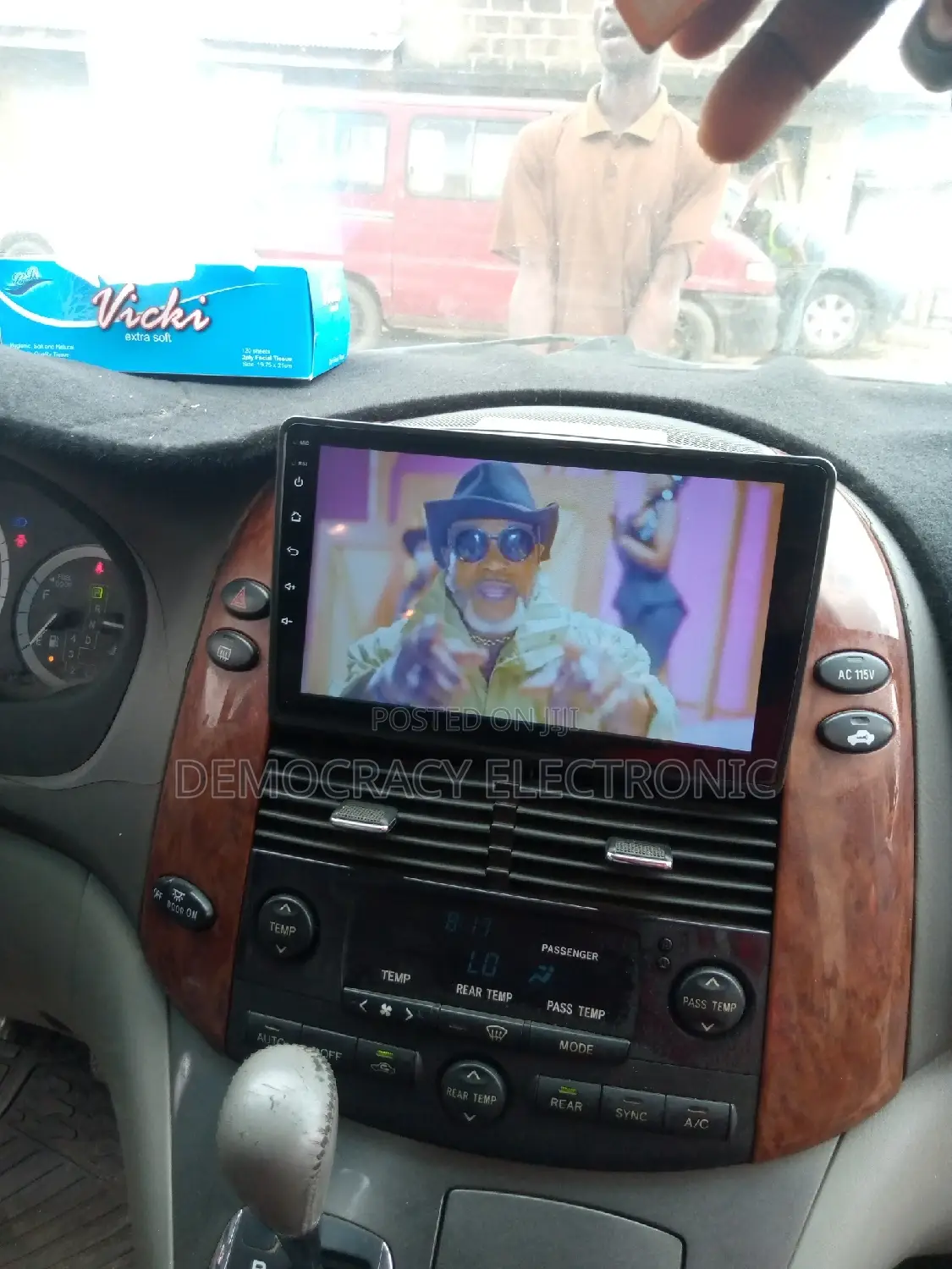 Sienna Android 2005/11 Model Wit GPS Navigation System (Map)