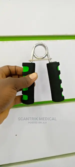 Fringesport Hand Grip and Strengthener