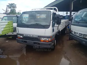 Mitsubishi Canter